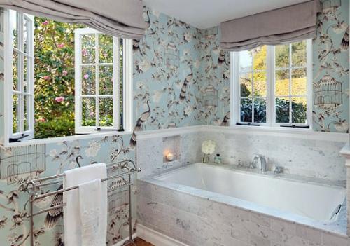 Дизайн необычный ванной комнаты. Стены