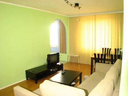 Планировки 3 комнатных квартир. Планировка 3 комнатной квартиры 60 кв. м 06 Планировки 3 комнатных квартир. Планировка 3 комнатной квартиры 60 кв. м 06