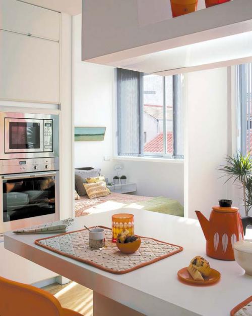 Нужно ли объединять кухню с гостиной. Стоит ли совмещать кухню с гостиной