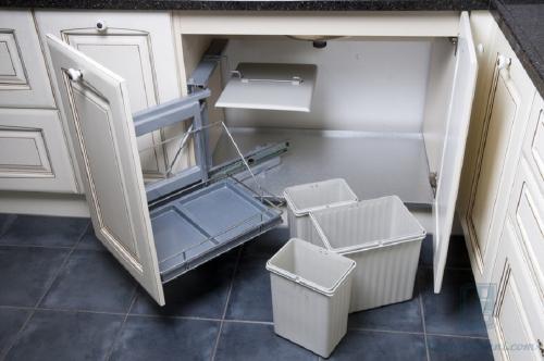 Как на кухне хранить посуду. Выбираем мебель: помощники в поддержании порядка