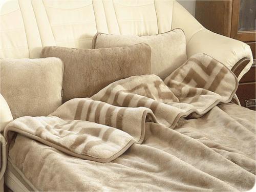 Плед для укрывания. Лучшие материалы для пледов и покрывал