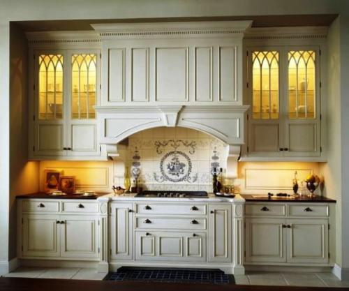 Хранение тарелок на кухне. Современные системы хранения