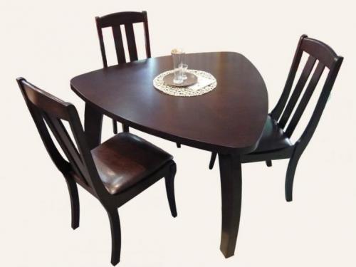 Обеденный стол на кухню. Маленький круглый столик