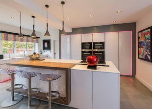 Стол на кухне, как поставить. Куда поставить стол на кухне? 11 Стол на кухне, как поставить. Куда поставить стол на кухне? 11