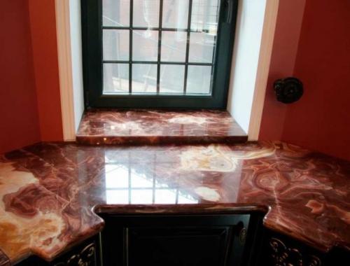 Как в детской комнате сделать письменный стол продолжением окна. Выбираем материалы для столешницы в детскую