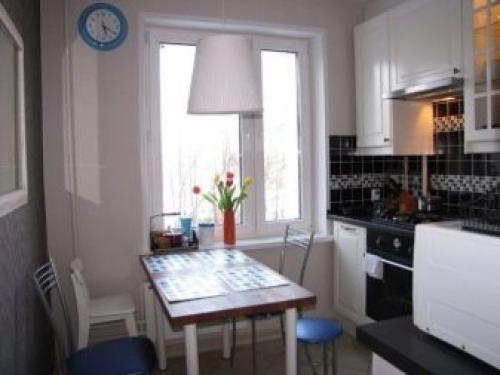 Стол на кухне, как поставить. Куда поставить стол на кухне? 22 Стол на кухне, как поставить. Куда поставить стол на кухне? 22