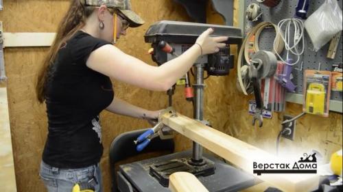 Складной столярный верстак своими руками. Установка ножек