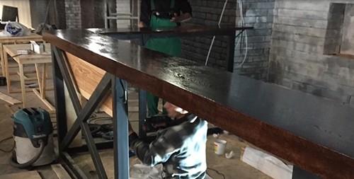 Барная стойка на маленькой кухне своими руками. Самостоятельное создание барной стойки в стиле лофт