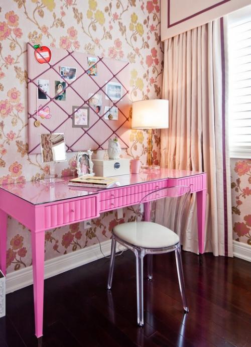 Украсить стену в офисе своими руками.  Доской для заметок