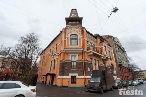 Квартира в морском стиле на петроградской стороне. Топ-10 интереснейших домов Петроградки