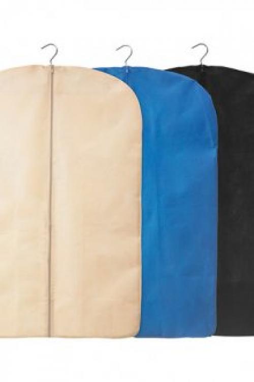 Угловая гардеробная в однокомнатной квартире. Вместительный гардероб в маленькой комнате: особенности хранения