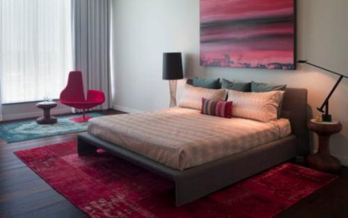 Как правильно повесить картину над кроватью. Рекомендации фэн-шуй при выборе картин в спальню