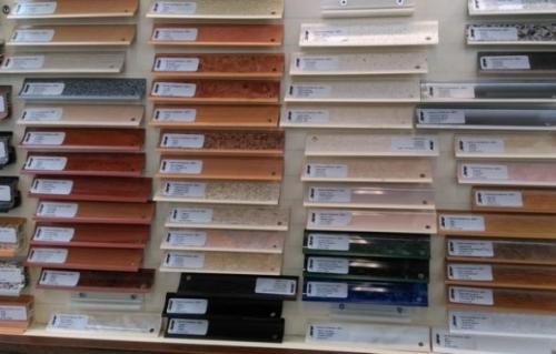 Уголки для столешницы на кухню. Крепим плинтус к столешнице самостоятельно.