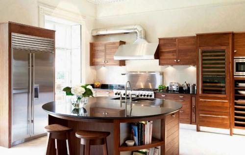 Что такое остров на кухне. Как выбрать