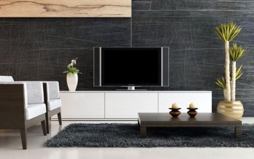 Телевизор напротив окна в гостиной.   Куда спрятать провода и кабели 03