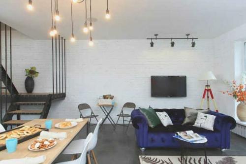 Надписи на стене в стиле лофт. Декор в стиле лофт своими руками