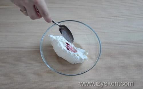 Крем на капкейки рецепт из масла. Как сделать белково-масляный крем для капкейков в домашних условиях