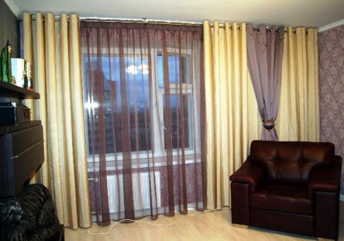 Шторы под темный пол. Особенности правильного выбора