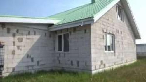 Какой дом лучше построить на даче. Строительство дома из кирпича