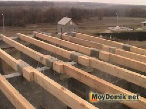 Монтаж деревянного перекрытия. Способ монтажа деревянных балок перекрытия