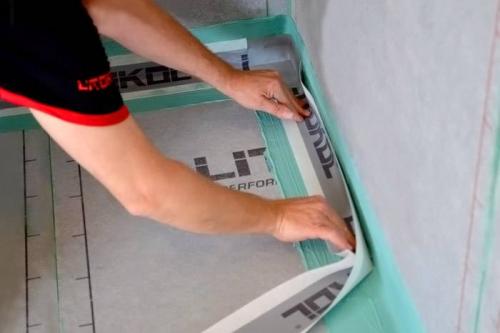 Гидроизоляция для ванной рейтинг. Оклеечный вариант