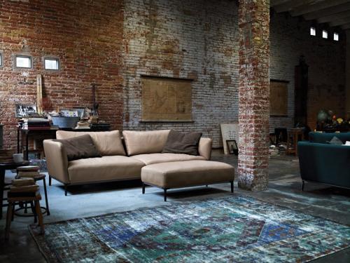 Белый кирпич в интерьере гостиной 02