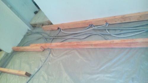 Деревянный пол в квартире плюсы и минусы. Деревянный пол в квартире? Вы серьезно (бюджетное решение, которое выглядит дорого)