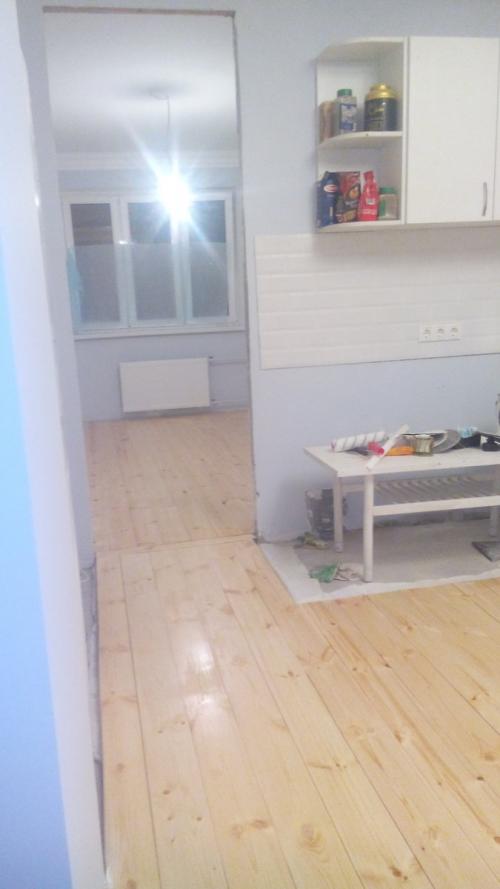 Деревянный пол в квартире плюсы и минусы. Деревянный пол в квартире? Вы серьезно (бюджетное решение, которое выглядит дорого)