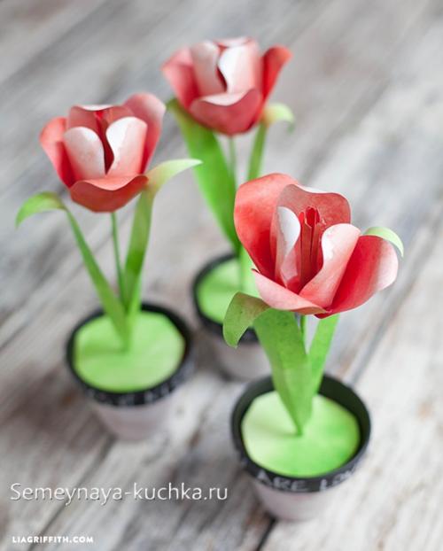 Поделка для мамы из бумаги. ТЮЛЬПАНЫ своими руками.