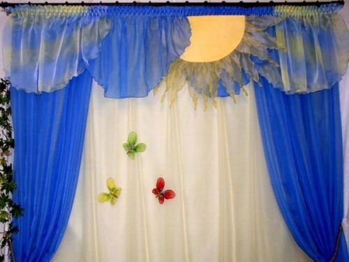 Чем украсить стены в квартире. Как украсить стену своими руками с помощью трафарета 07