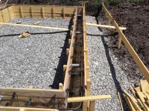 Когда снимать опалубку после заливки бетона. Распалубка монолитных безобогревных конструкций 05