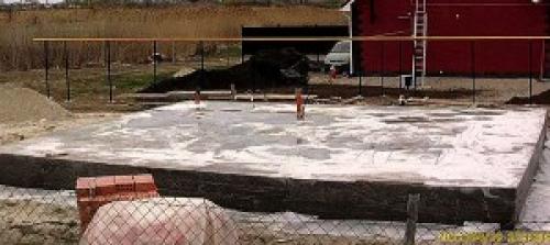 Когда снимать опалубку после заливки бетона. Распалубка монолитных безобогревных конструкций