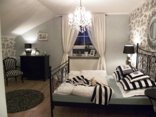 Обои, как правильно выбрать для спальни. Типы обоев для спальни