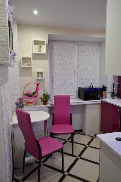 Встроенная кухня в хрущёвке. Кухни в хрущевку угловые