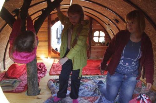 Детский домик хоббита.