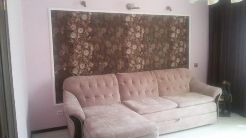 Как скомбинировать обои с рисунком. Комбинирование обоев в 1 комнате 02