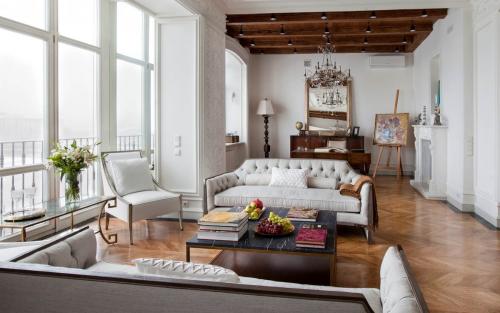 Ремонт в сталинке идеи. Особенности ремонта квартир в сталинских домах СПб