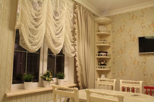 Как скомбинировать обои на кухне. Правила и принципы комбинирования обоев в дизайне кухни