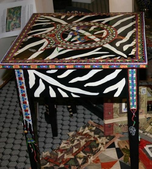 Реставрация полированной мебели своими руками. Доводка изделия – декорирование