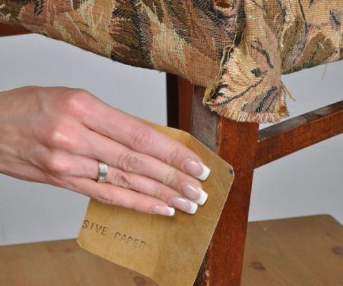 Реставрация полированной мебели своими руками. Доводка изделия – декорирование