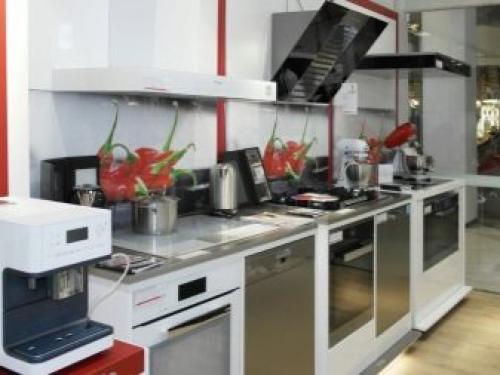 Кухня и гостиная студия. Планировка кухни-гостиной — где поставить кухонный гарнитур 15