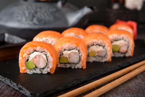 Начинка для роллов в домашних условиях. Хочу приготовить суши дома, но не знаю, как. Инструкция приготовления роллов