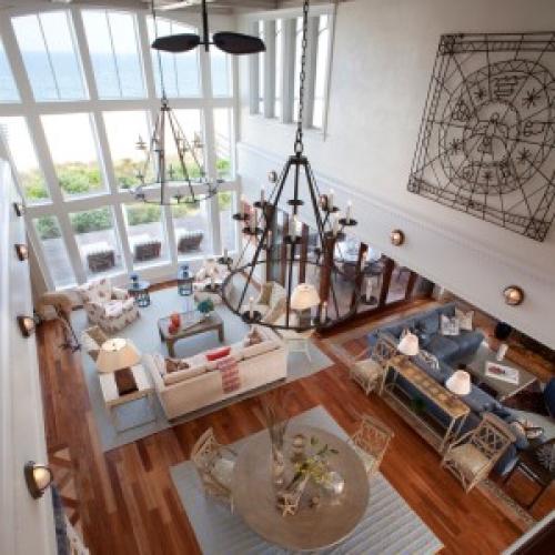 Выделение рабочей зоны в гостиной. Расстановка мебели