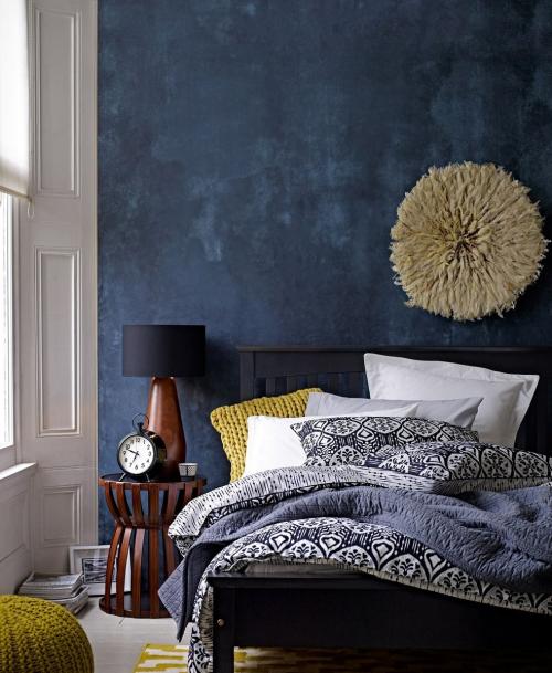 Как визуально расширить узкую комнату с помощью обоев. Добрый день дорогие друзья!