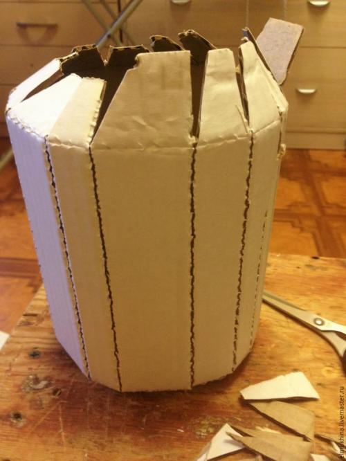 Пенек своими руками из картона. Делаем искусственный пень