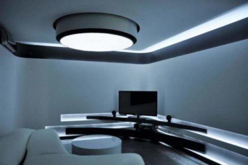 Теплый или холодный свет в ванной. Свет холодного спектра