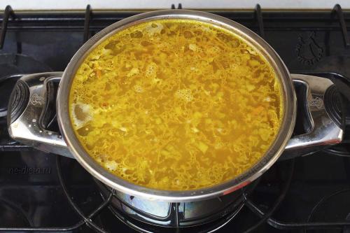 Какую крупу добавляют в рассольник. Как приготовить рассольник с перловкой и солеными огурцами — классический рецепт рассольника из говядины с пошаговыми фото