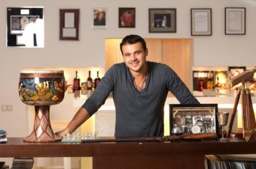 Машины Эмина Агаларова. «Я счастлив там, где находятся мои дети». Заботливый отец, Emin, построил шикарный дворец для своих детей