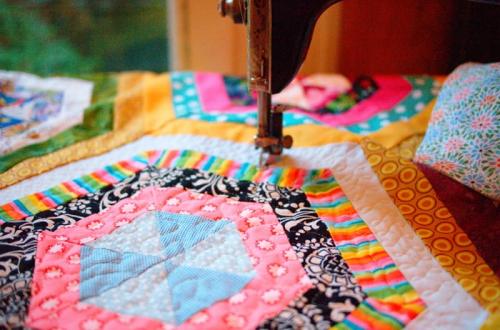 Декор для дома своими руками из подручных материалов. Вязаные изделия, шитье, пэчворк, плетение