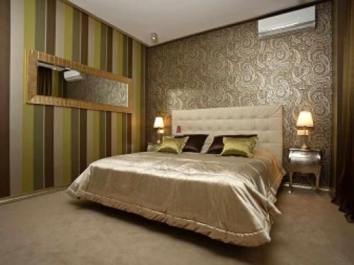 Подобрать обои для спальни. Какие обои выбрать в спальню: выбор цвета и материала 23